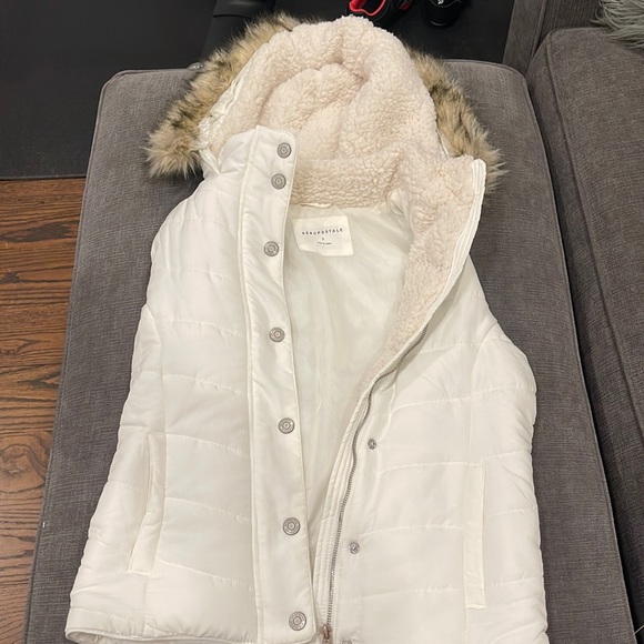 Aeropostale Jackets & Blazers - White Vest Aèropostale